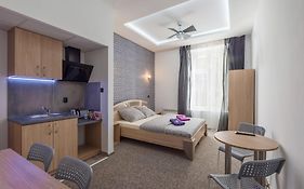 70S Guest Room
